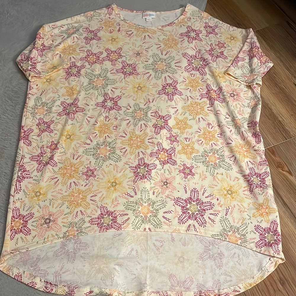 LuLaRoe Irma Top Size Small